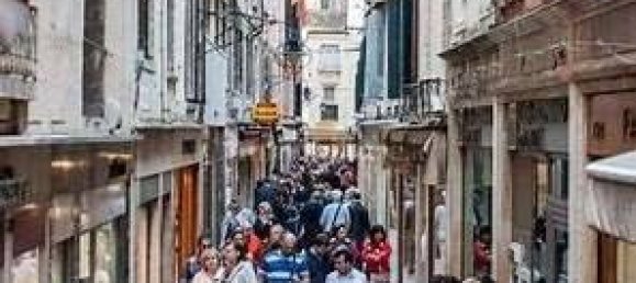 5 rooms Commercial property in Venice, Italy No. 61522 23