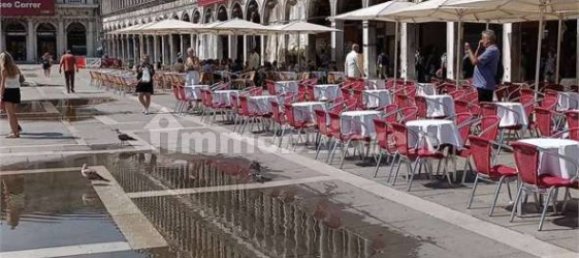 5 rooms Commercial property in Venice, Italy No. 61522 33