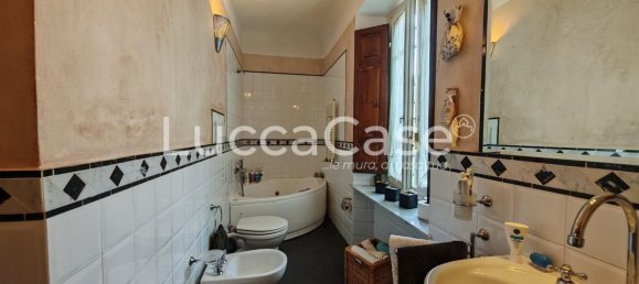 3 rooms Villa in Capannori, Italy No. 269921 11