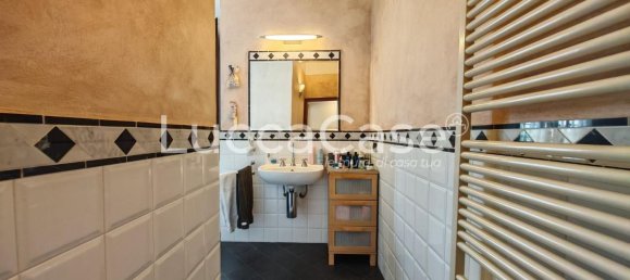 3 rooms Villa in Capannori, Italy No. 269921 10