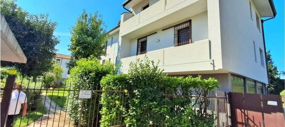 3 bedrooms Apartment in Barlassina, Italy No. 362193 16