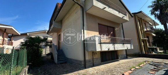 Casa de 3 divisões em Lentate sul Seveso, Italy N.º 258169 12