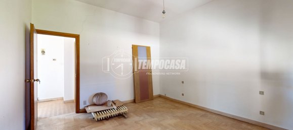 Casa de 3 divisões em Lentate sul Seveso, Italy N.º 258169 29