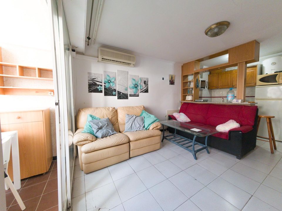 1 bedroom Apartment in Torrevieja, Spain No. 281572