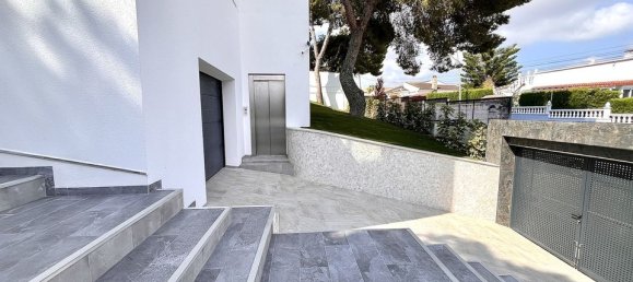 6 Schlafzimmer Villa in Torrevieja, Spain, Nr. 189235 25