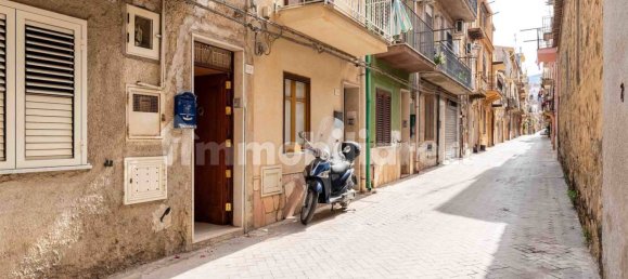 2 Schlafzimmer Haus in Lascari, Italy, Nr. 341666 24