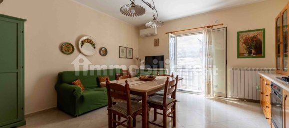 2 Schlafzimmer Haus in Lascari, Italy, Nr. 341666 9