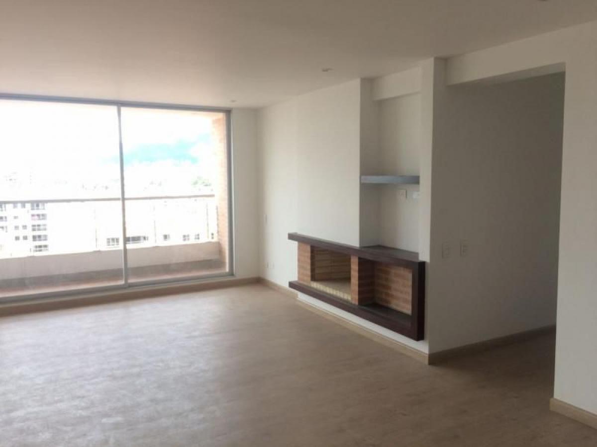 3 bedrooms House in Bogota, Colombia No. 11009