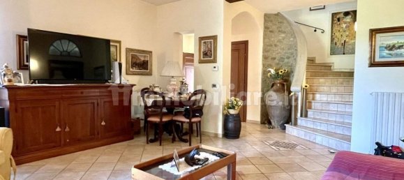 4 bedrooms Villa in Chianni, Italy No. 235268 3