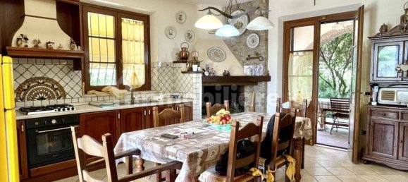 4 bedrooms Villa in Chianni, Italy No. 235268 5