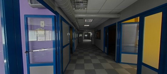 317m² Commercial property in Madrid, Spain No. 152491 42