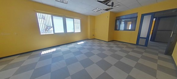 317m² Commercial property in Madrid, Spain No. 152491 25