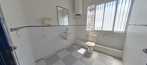 317m² Commercial property in Madrid, Spain No. 152491 5