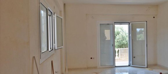 5 dormitorios propiedad en venta en Loutraki, Loutraki-Perachora-Agioi Theodoroi, Corinthia, Peloponnese, Peloponnese, Western Greece and the Ionian, Greece № 7649 8