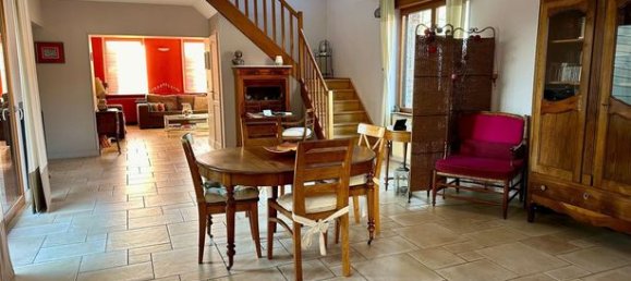 5 bedrooms House in Landas, France No. 277038 3