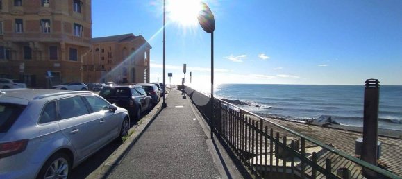 3 bedrooms Apartment in Genoa, Italy No. 117476 7