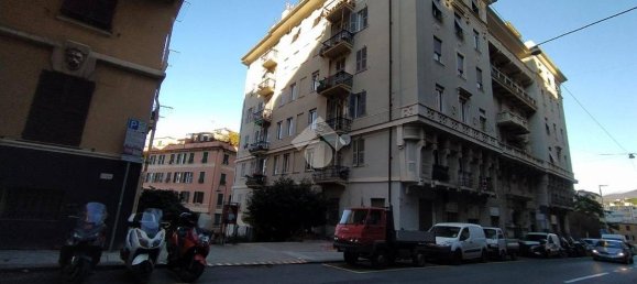 3 bedrooms Apartment in Genoa, Italy No. 117476 6