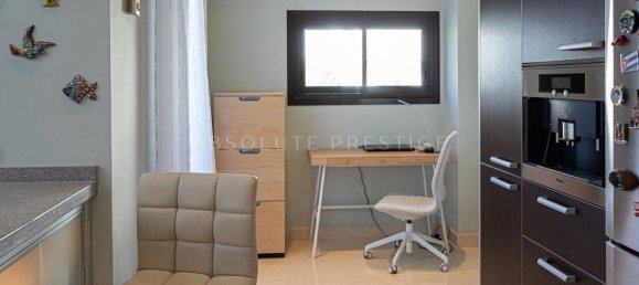 3 bedrooms Penthouse in El Paraiso, Spain No. 99697 24