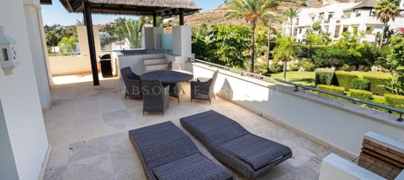 3 bedrooms Penthouse in El Paraiso, Spain No. 99697 29