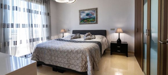 3 bedrooms Penthouse in El Paraiso, Spain No. 99697 8