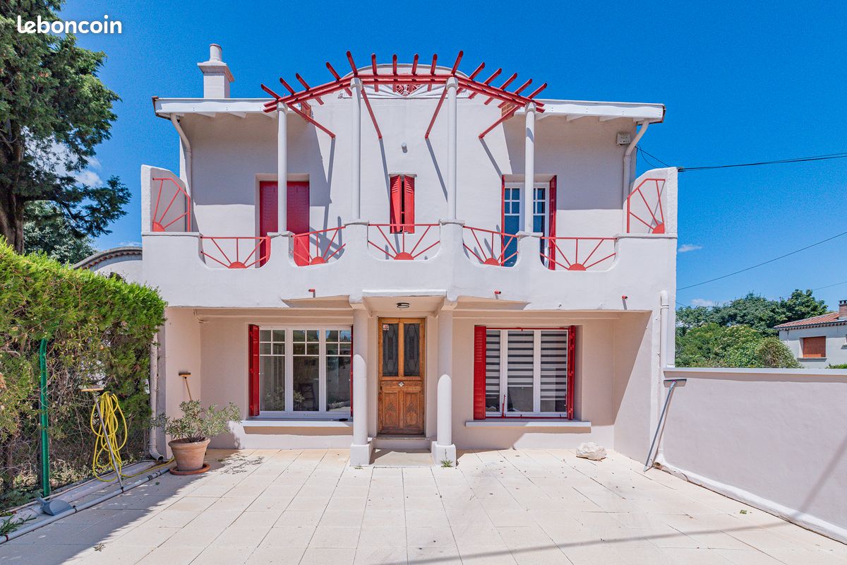 3 bedrooms House in Montelimar, France No. 335230