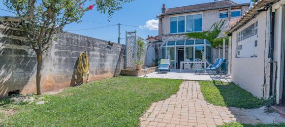 3 bedrooms House in Montelimar, France No. 335230 2