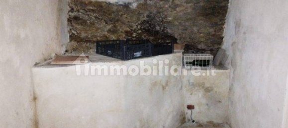 Дом с 2 спальнями в Пьетрабруна, Италия № 107773 26