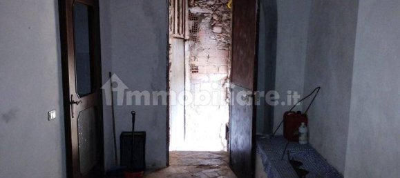 Дом с 2 спальнями в Пьетрабруна, Италия № 107773 23