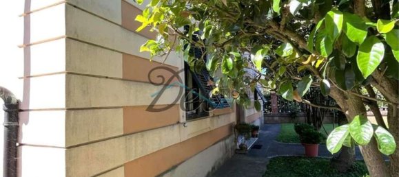 Villa de 11 divisões em Capannori, Italy N.º 184613 39