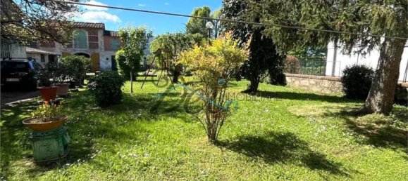 Villa de 11 divisões em Capannori, Italy N.º 184613 6