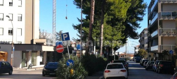 16m² Warehouse in Vasto, Italy No. 329900 6