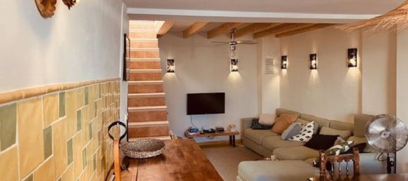 3 bedrooms House in Alicante, Spain No. 184063 4