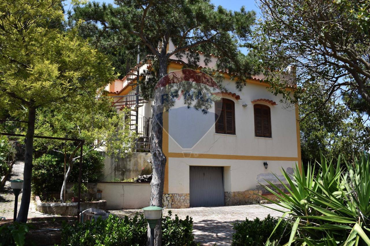 Вилла с 3 комнатами в Мизильмери, Италия № 171637