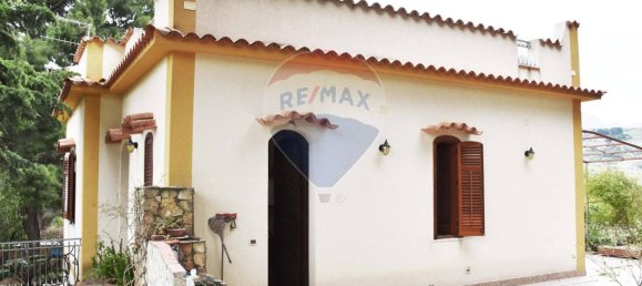 Вилла с 3 комнатами в Мизильмери, Италия № 171637 3