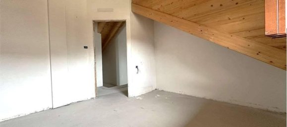 4-Zimmer Wohnung in Inzago, Italy, Nr. 43518 8