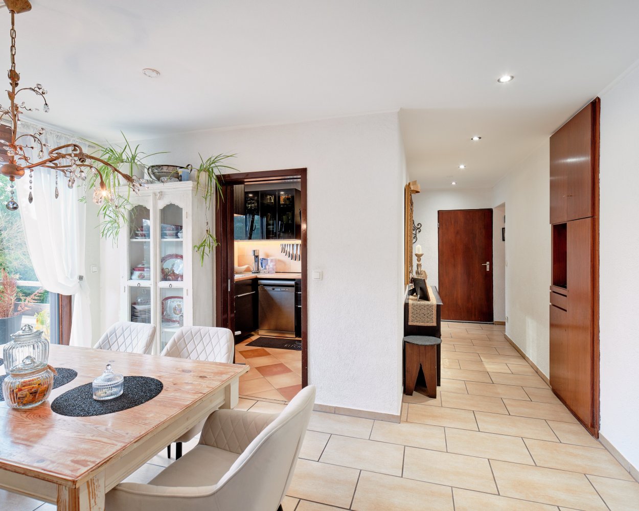 Apartamento de 4 habitaciónes en Rems-Murr-Kreis, Germany No. 285734