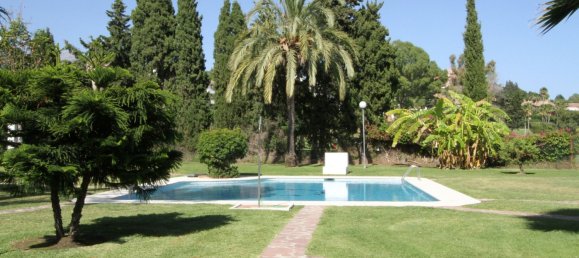 4 bedrooms Townhouse in Marbella, Spain No. 144705 2