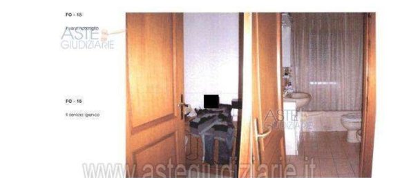5-Zimmer Wohnung in Misterbianco, Italy, Nr. 51138 14