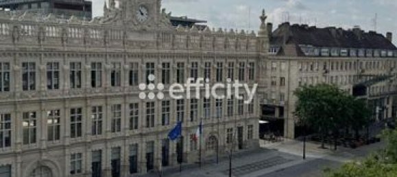 1 bedroom Apartment in Valenciennes, France No. 281491 3