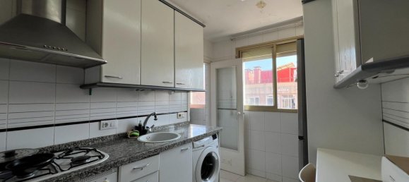 3 Schlafzimmer Wohnung in Cornella De Llobregat, Spain, Nr. 144416 14