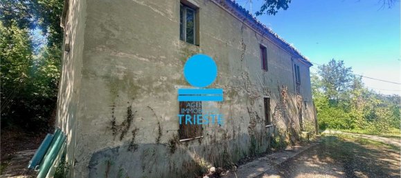 10 bedrooms Villa in Pesaro, Italy No. 315644 3