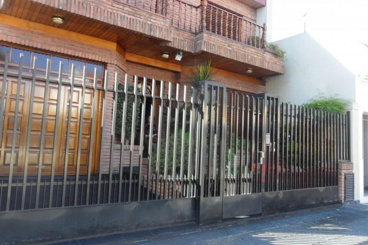 4 bedrooms House in Buenos Aires, Argentina No. 85492