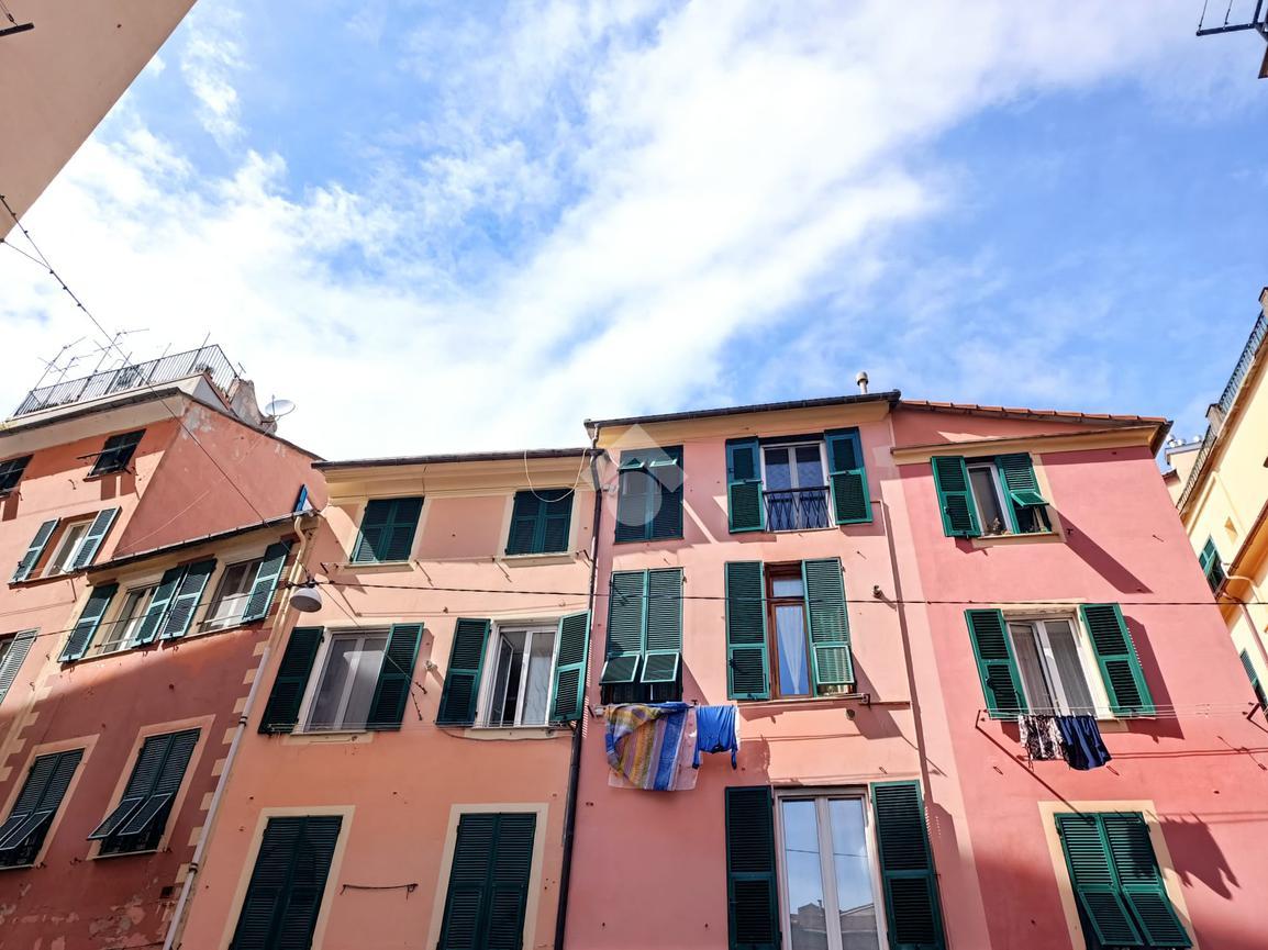 2 rooms Apartment in Genoa, Italy No. 102820