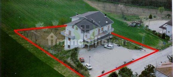 8 bedrooms House in Carassai, Italy No. 373741 2