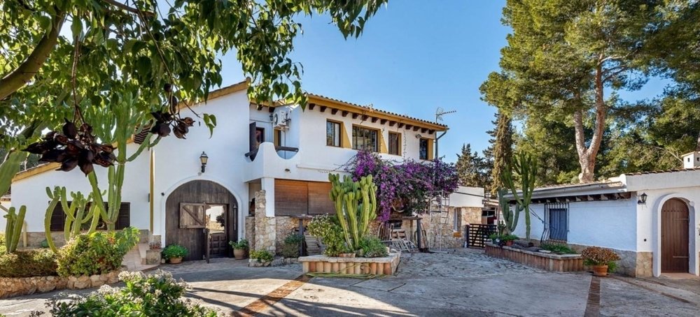 5 bedrooms Villa in Costa De La Calma, Spain No. 14658