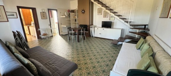5 rooms Villa in Terracina, Italy No. 29804 10