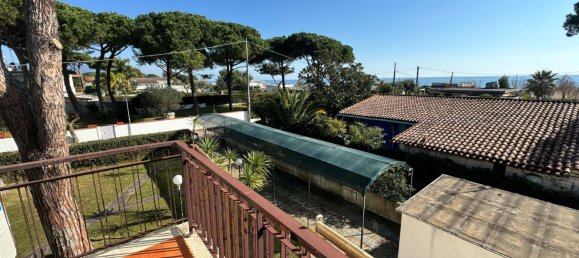 5 rooms Villa in Terracina, Italy No. 29804 29