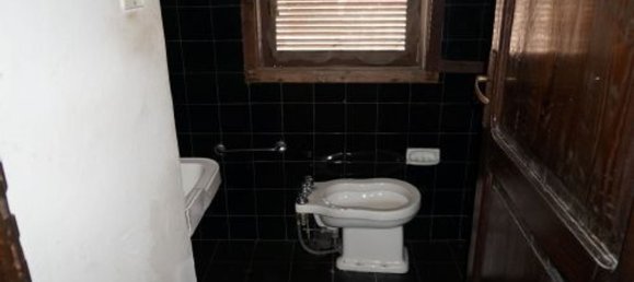 Квартира с 5 комнатами в Бизиньяно, Италия № 154738 7