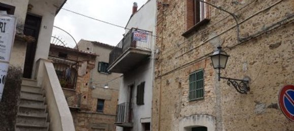 Квартира с 5 комнатами в Бизиньяно, Италия № 154738 4