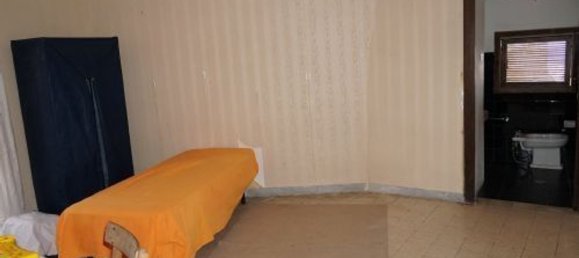 Квартира с 5 комнатами в Бизиньяно, Италия № 154738 6